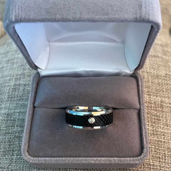 Triton | Accessories | Triton Tungsten Carbide Tc 85 Mens Wedding Ring ...